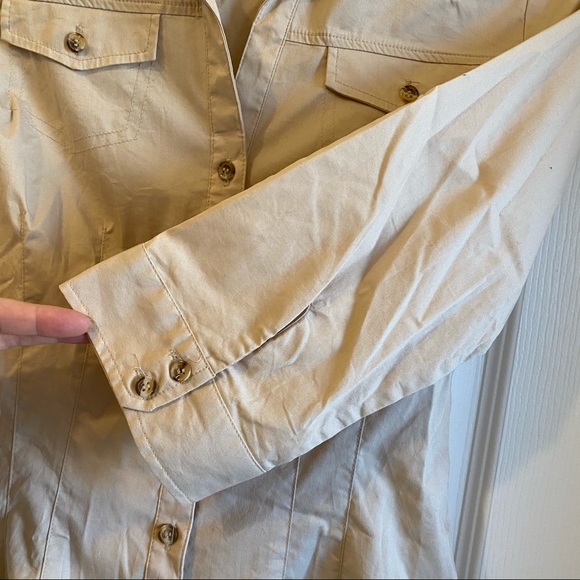 H&M Button-Up Top - Picture 4 of 7